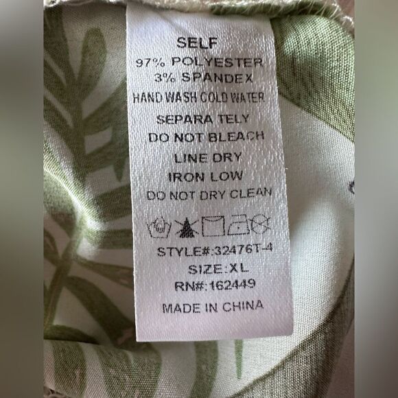 Milk & Honey Tropical collared crop top with ruched tie front & ruched back - XL - Picture 4 of 6